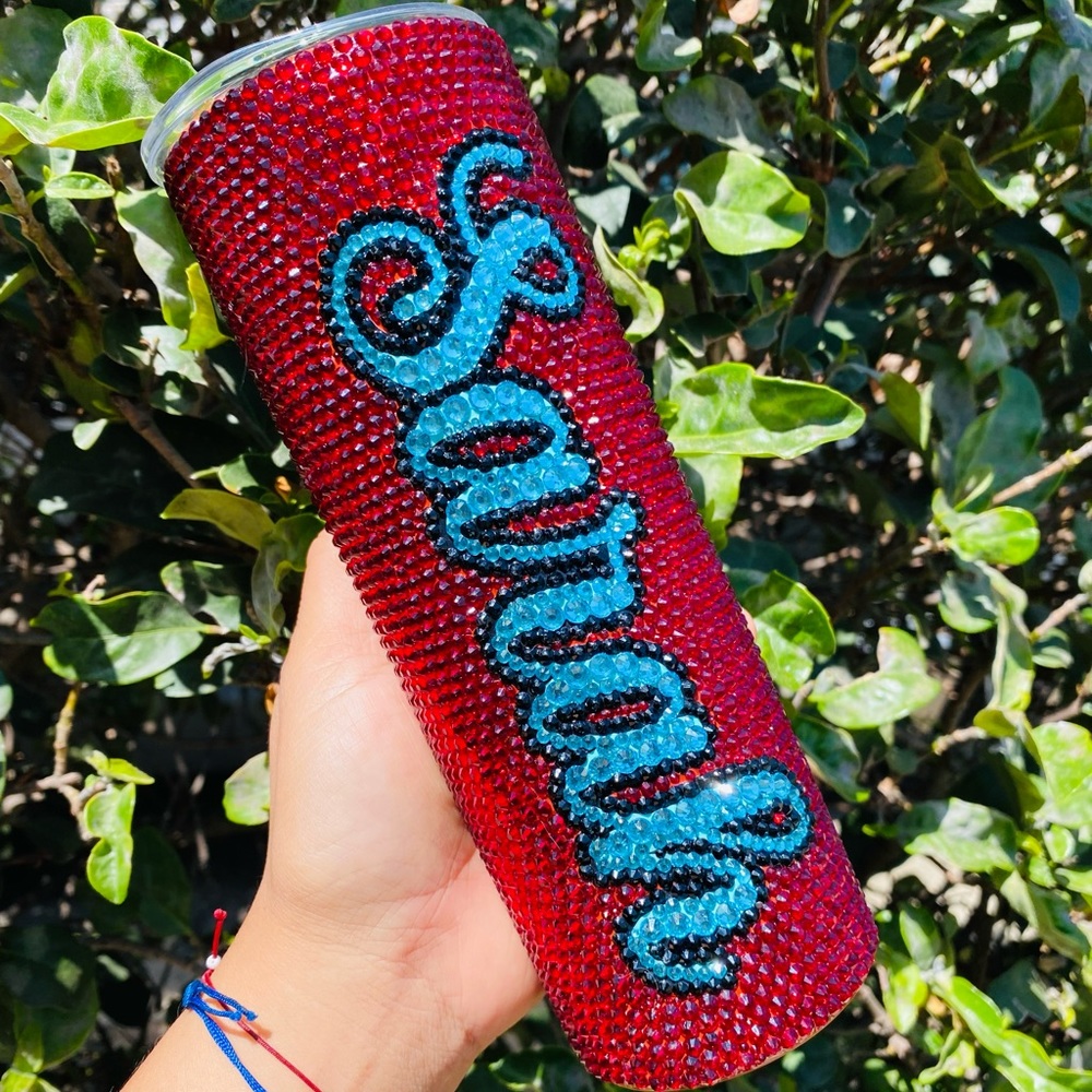 🛑 CLEARANCE New Handmade Sarah Blinged/ bedazzled 20oz tumbler - Picture 3 of 4